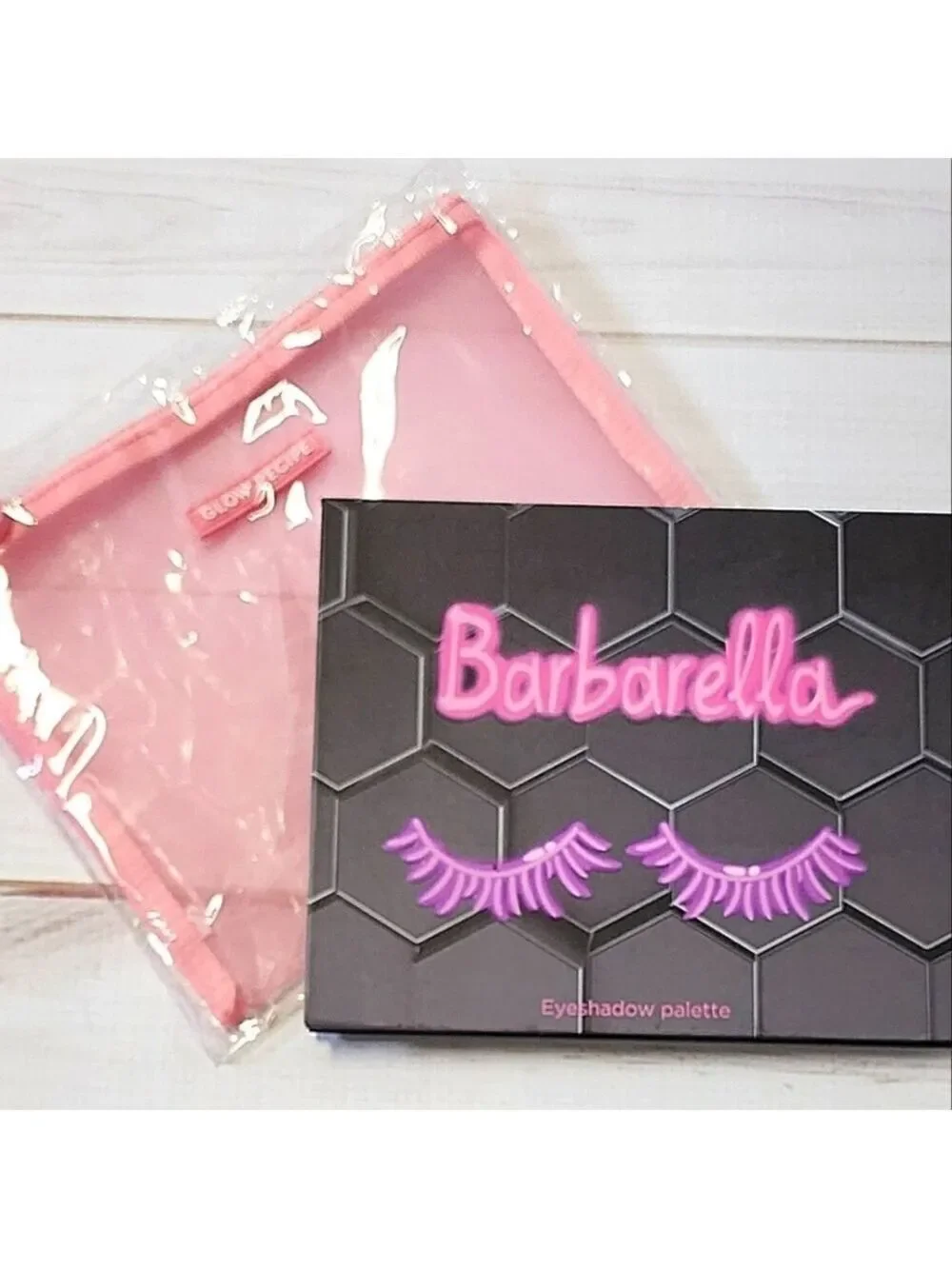 Beebeauty London Barbarella Eyeshadow Palette with Free Makeup Bag New